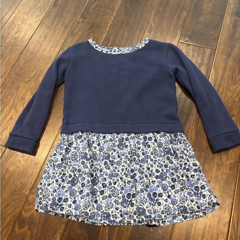 Vineyard Vines Blue and White floral dress